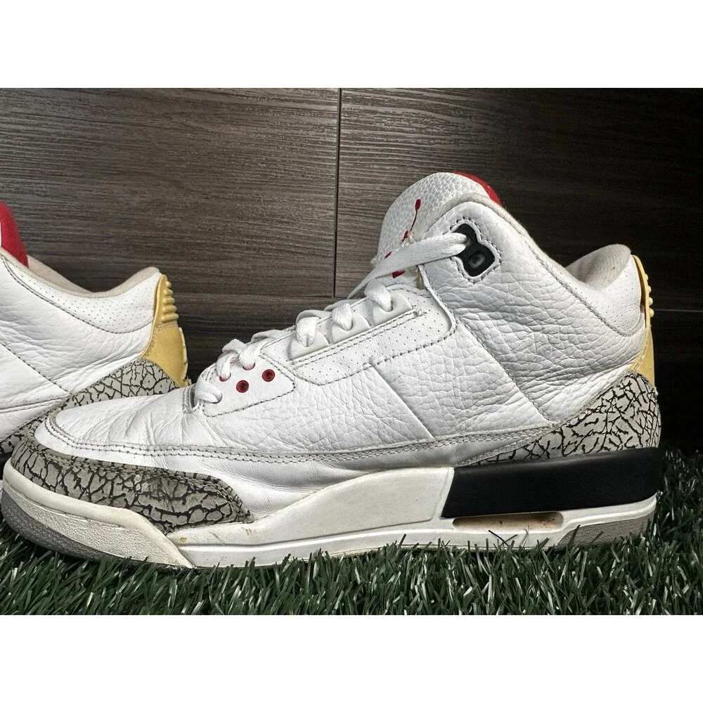 AIR JORDAN 3 III RETRO release 2010‎ - 136064 105 Mens Size 11.5